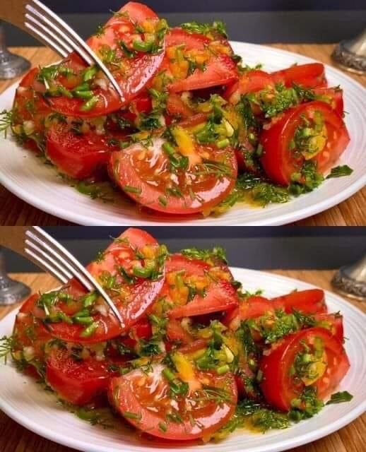 Salada Mágica de Tomate
